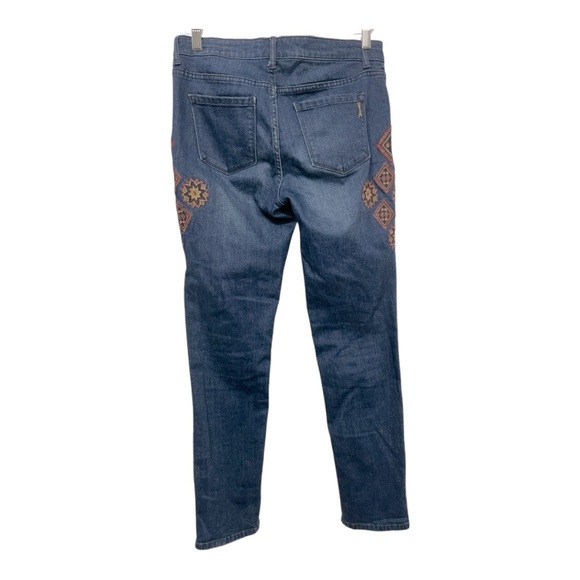 Vintage America Blues
Women's Bestie Jeans Boho Embroidered Stretch Size 4R
(27) - Picture 3 of 10